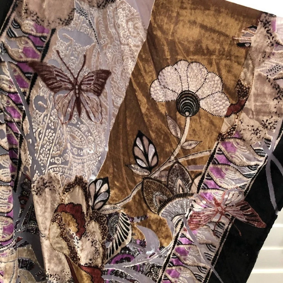 NWT Chicos Velvet Ruana Floral Butterfly Wrap New - Picture 7 of 14